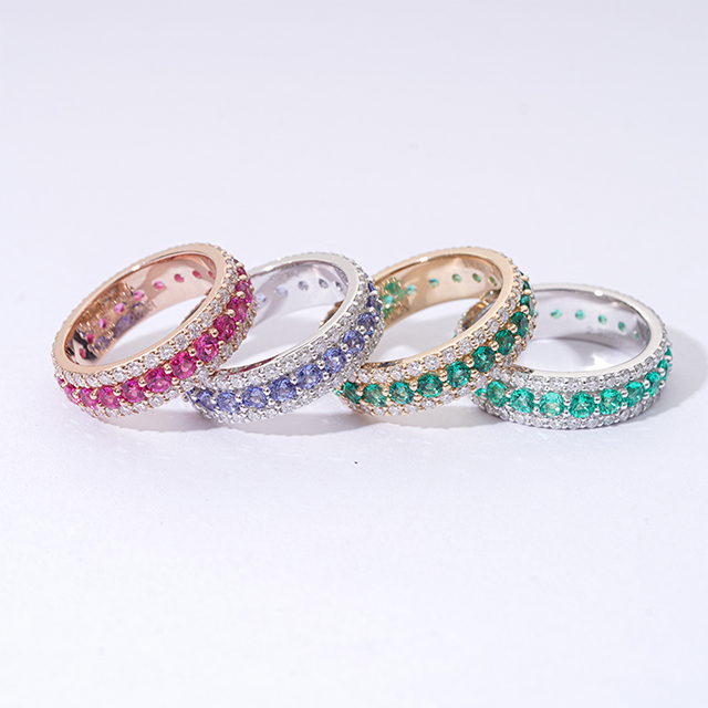 แหวนเพชรกลมล้อมเพชร Lab Grown Gemstone 14K Gold Diamond Eternity Rings