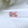 Vivid Pink Radiant Cut VS Lab Grown Diamond ที่มี IGI