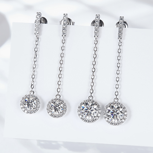 S925 ต่างหูเงินแท้ทรงกลม Brilliant Cut Moissanite Drop Dangle Diamond ต่างหู