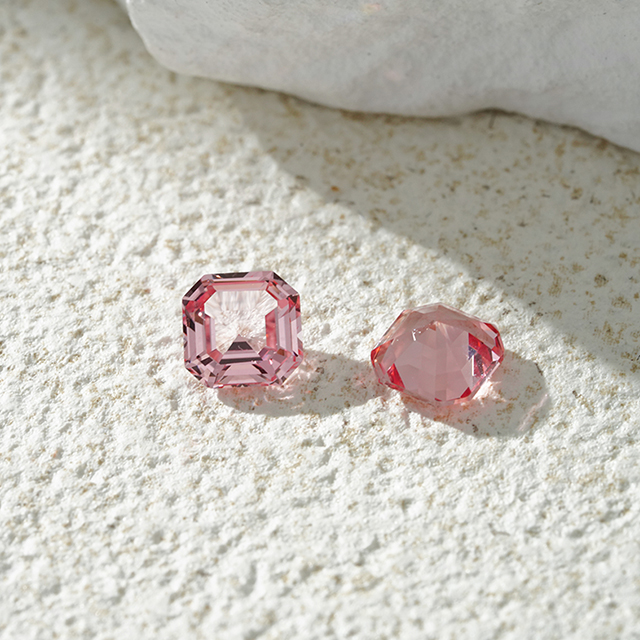 Asscher Cut Pink Padparadscha Color Lab อัญมณีที่ปลูก